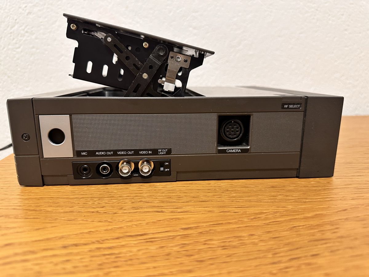 Bauer Camcorder: Bosch VRP 30 Videorecorder & Bauer VCE 266 AF Kamera – Gebraucht aus affoltern am albis von bakee 3