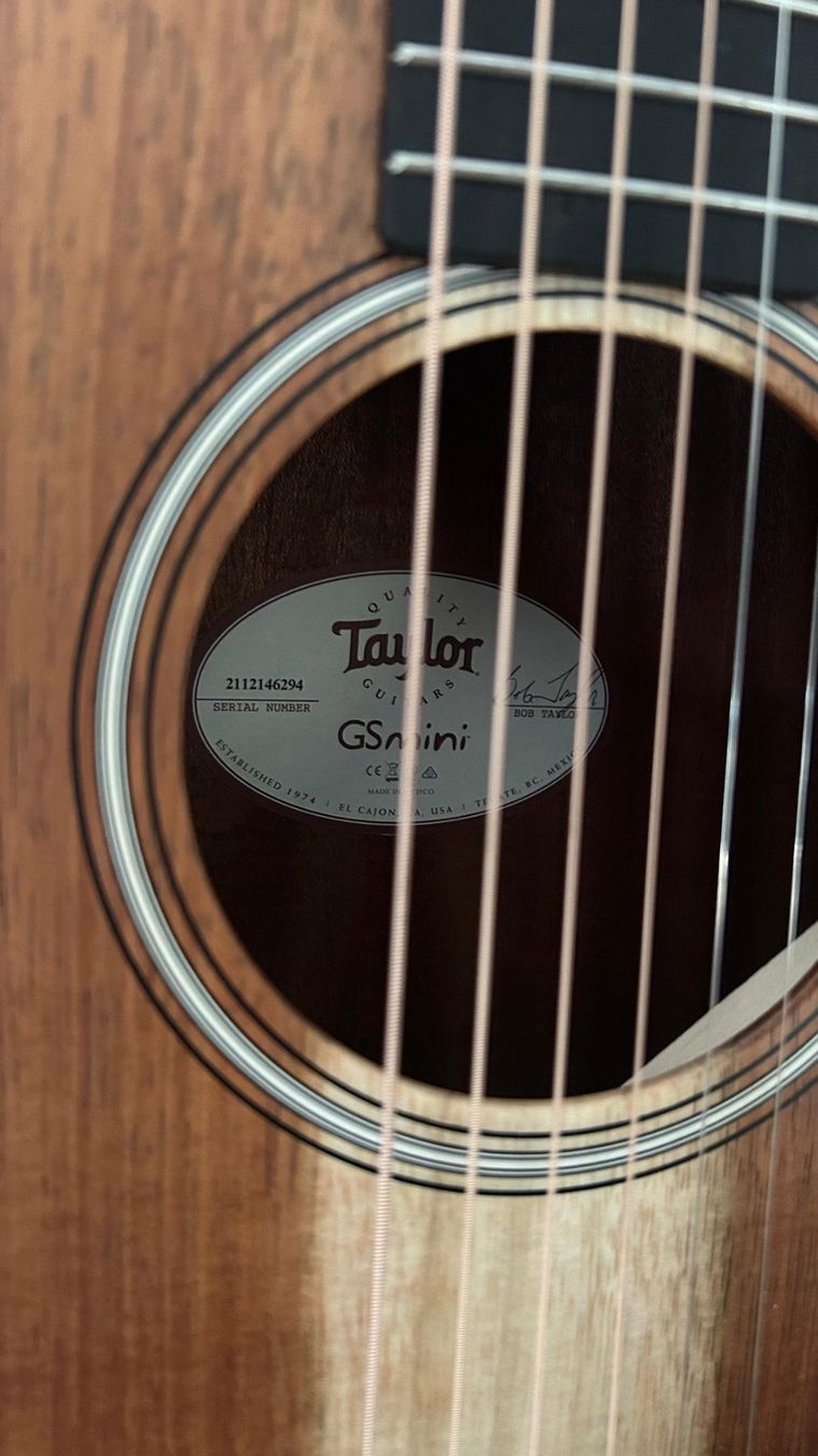 Taylor Musikinstrumente: Gitarre - Taylor GS Mini-e Koa w/OGB – Neu (gemäss Beschreibung) aus Kreuzlingen von kev_fp8k 2