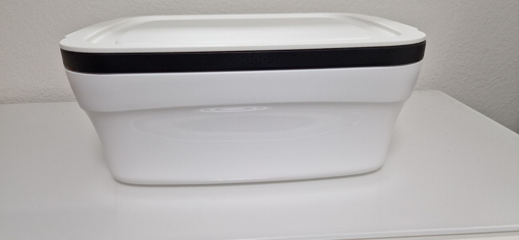 Tupperware Contenitori & Simili: Tupperware – Usato da Embrach venduto da Musti20