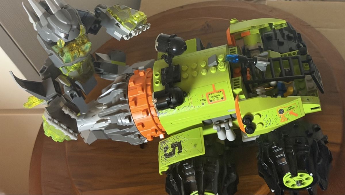 Lego Giocattoli: Lego Miniera con mostro – Usato da S. Pietro venduto da fil_yhb9 6