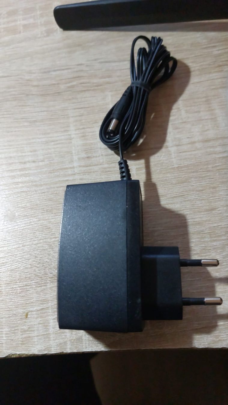 TP-Link Modem & Router: TP-Link Archer MR600 WiFi 5 4G+ LTE CAT6 – Usato da Châtelaine venduto da Lecce63 1