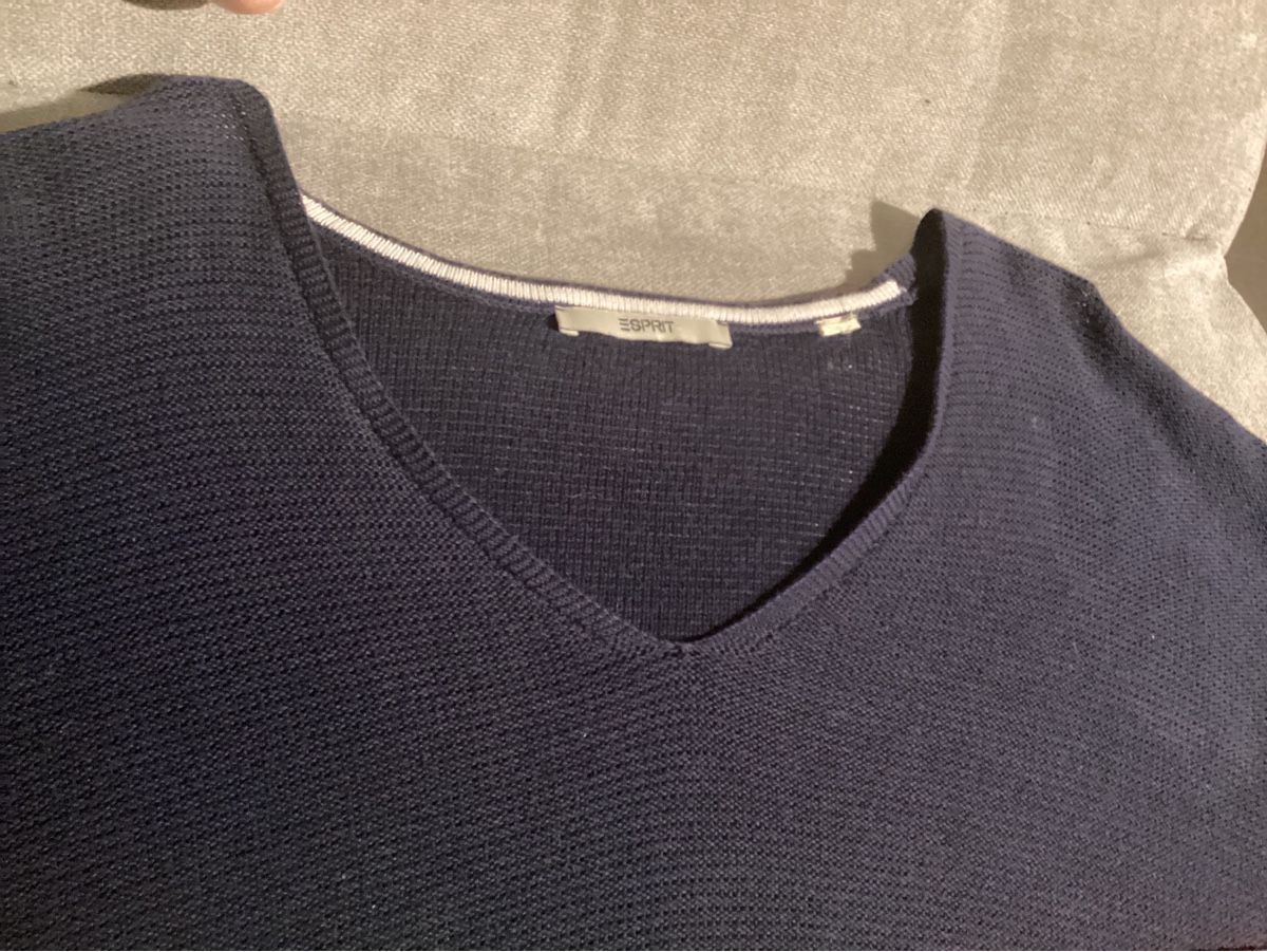 Esprit Pulls & Sweat-shirts: Esprit Strickpullover Gr. ca.S/M d. blau  – D'occasion à Homberg b. Thun par Homata 4