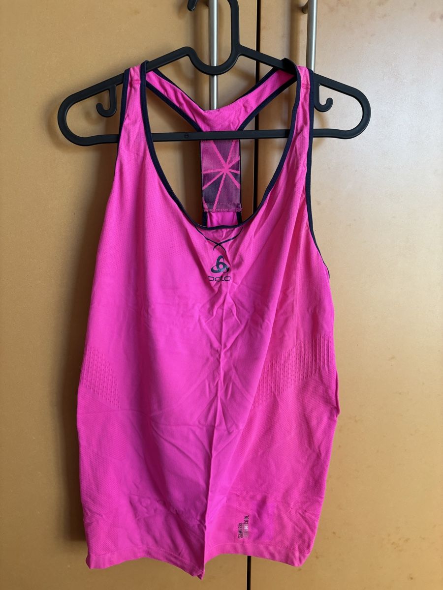 Odlo Tops: Odlo Sporttop – D'occasion à Frenkendorf par TinaRad