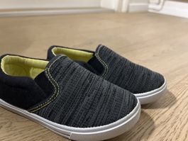 HausSchuhe oder leichte Strassenschuhe Gr 27