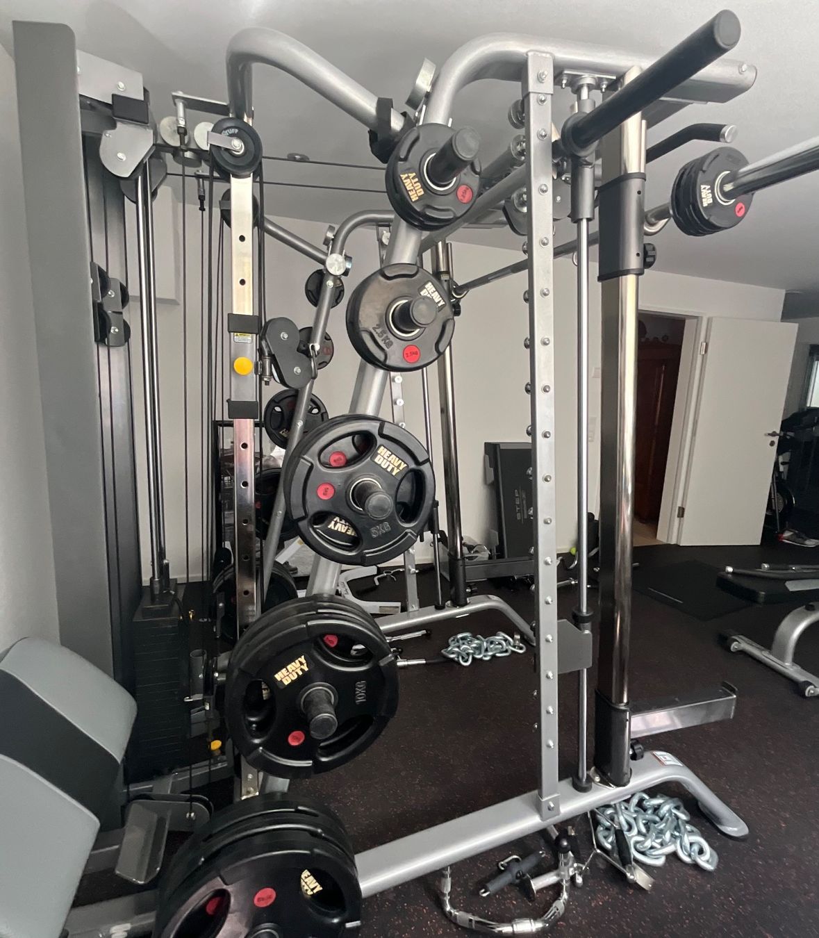 Hometrainer: TuffStuff Rack mit Smith Machine und 2 Kabelzügen – Usato da Koblenz venduto da volkiland_5765 5