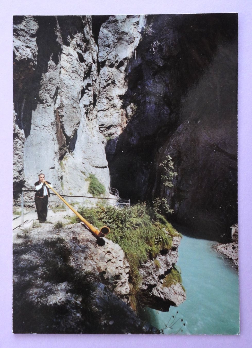 Cartoline postali: Aareschlucht Meiringen, Alphornbläser – Usato da Fétigny venduto da Billy2miny