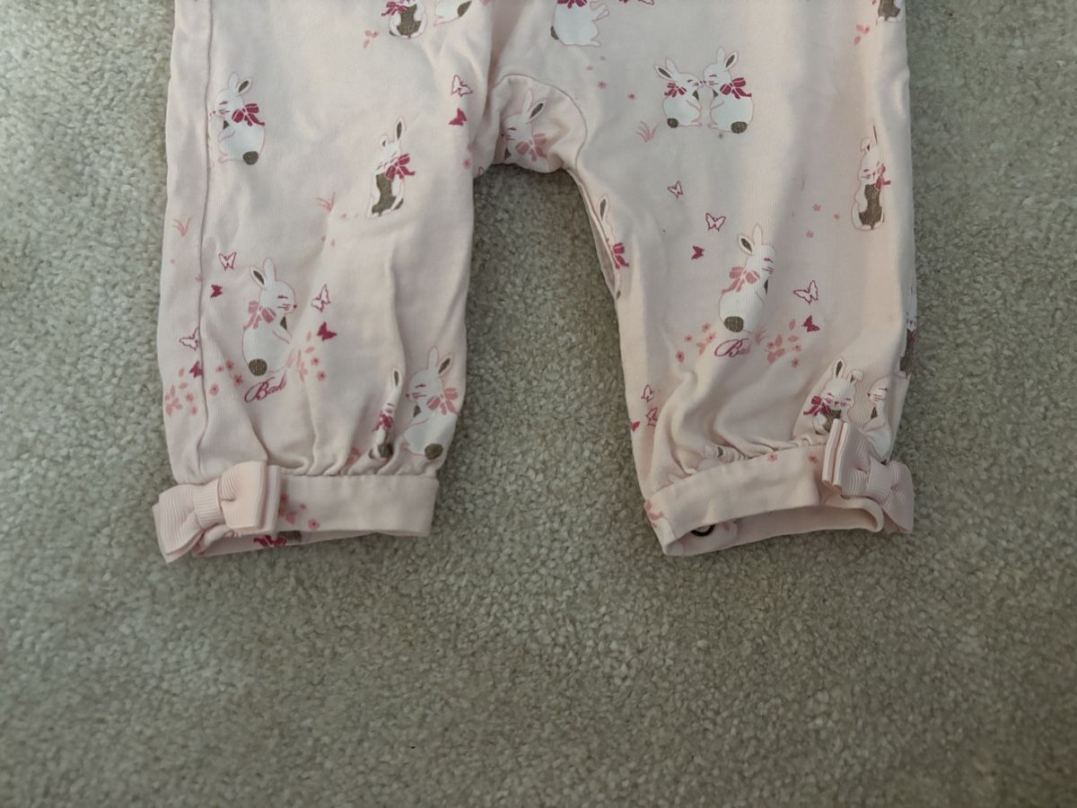 Ted Baker Tute: Kurzarmstrampler Gr 62 – Usato da Breitenbach venduto da mi95st 2