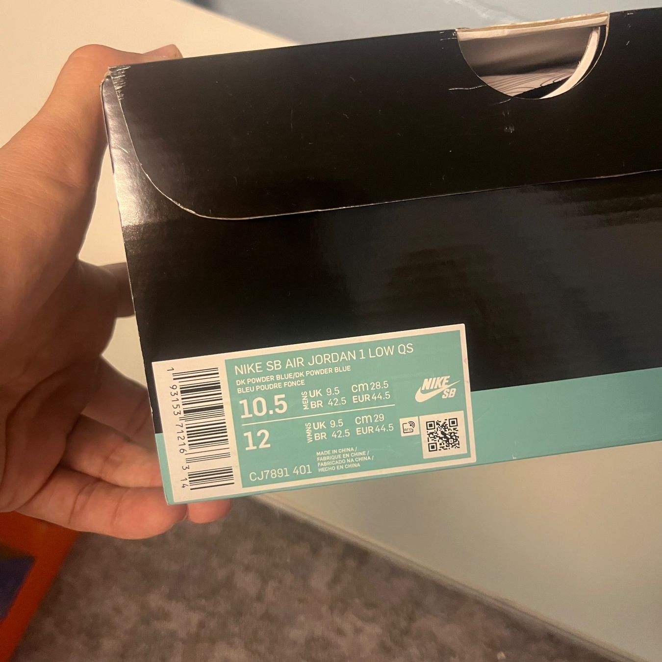 Nike Scarpe da uomo: Nike Jordan 1 Low x SB UNC – Nuovo (secondo la descrizione) da Winterthur venduto da LaBodega 1