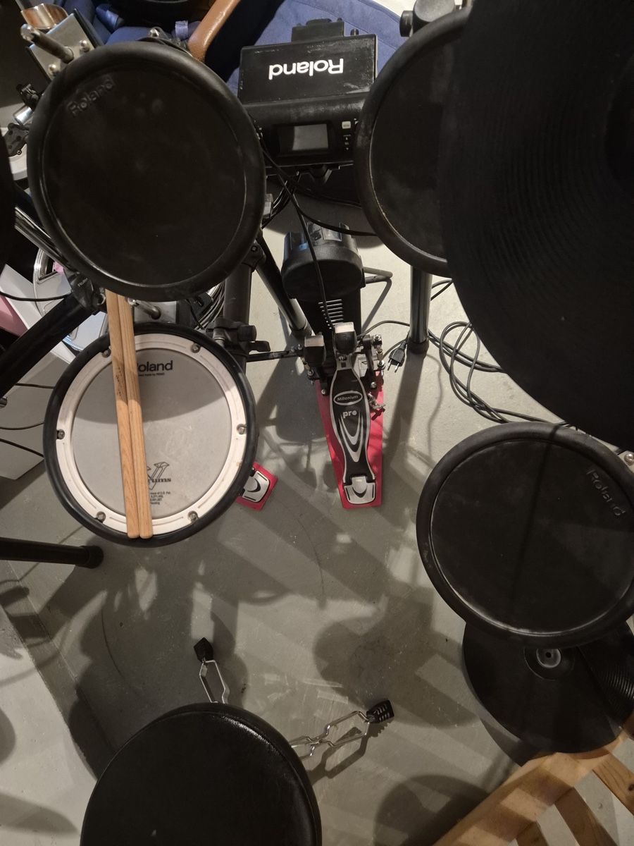Strumenti musicali: Roland E-Drum Set TD-4KP V-Drums – Usato da Wald ZH venduto da Kitty_pink123 4