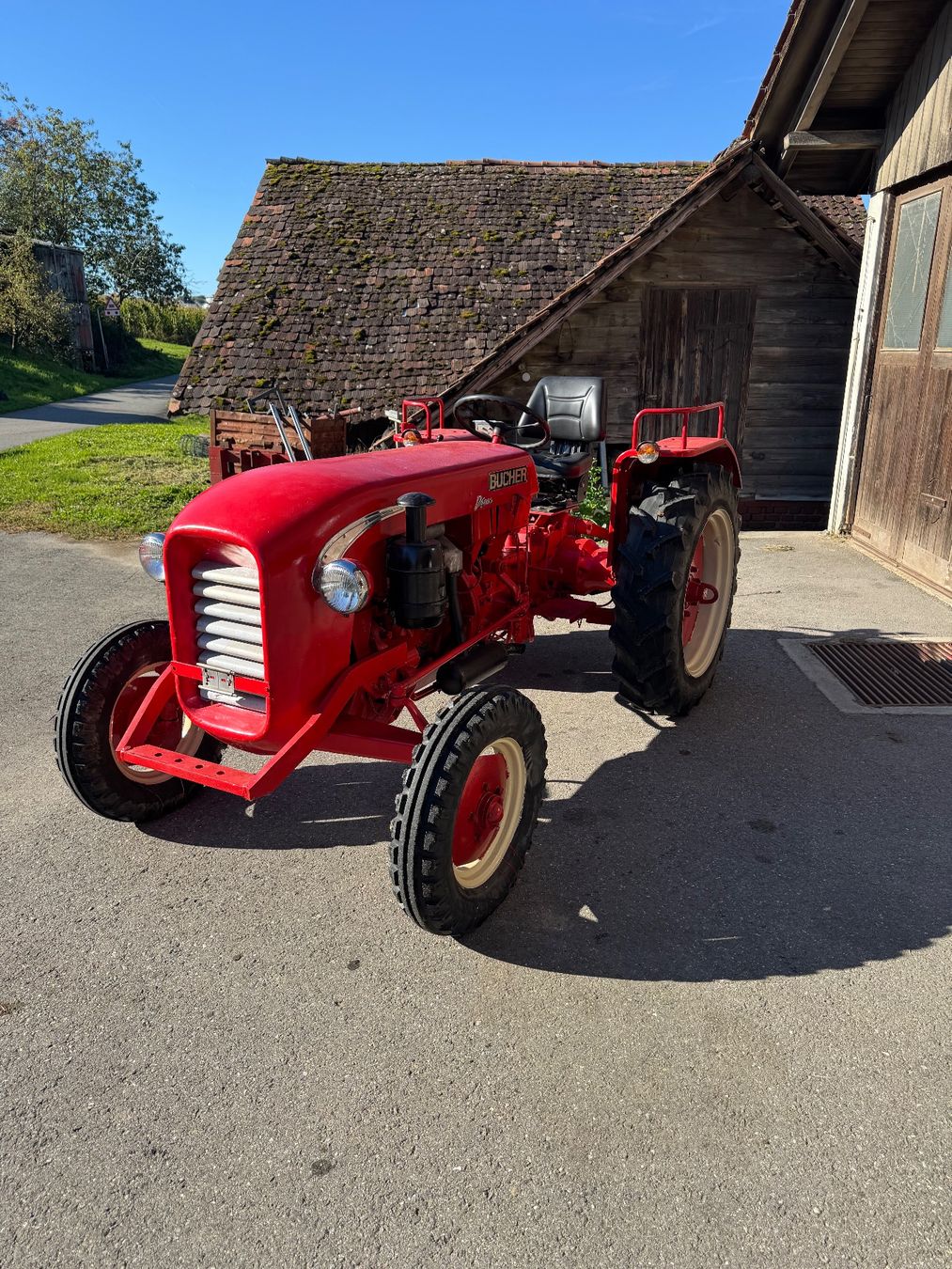 Bucher Tracteurs: Traktor Bucher D4000 – D'occasion à Ried b. Kerzers par Renner011 1