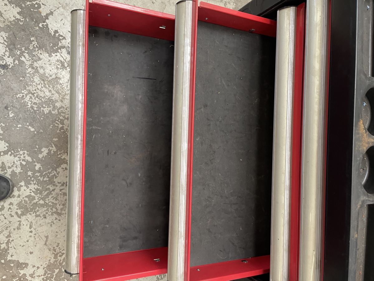 Tutti gli attrezzi: Werkzeugwagen – Usato da Flaach venduto da Binz 6
