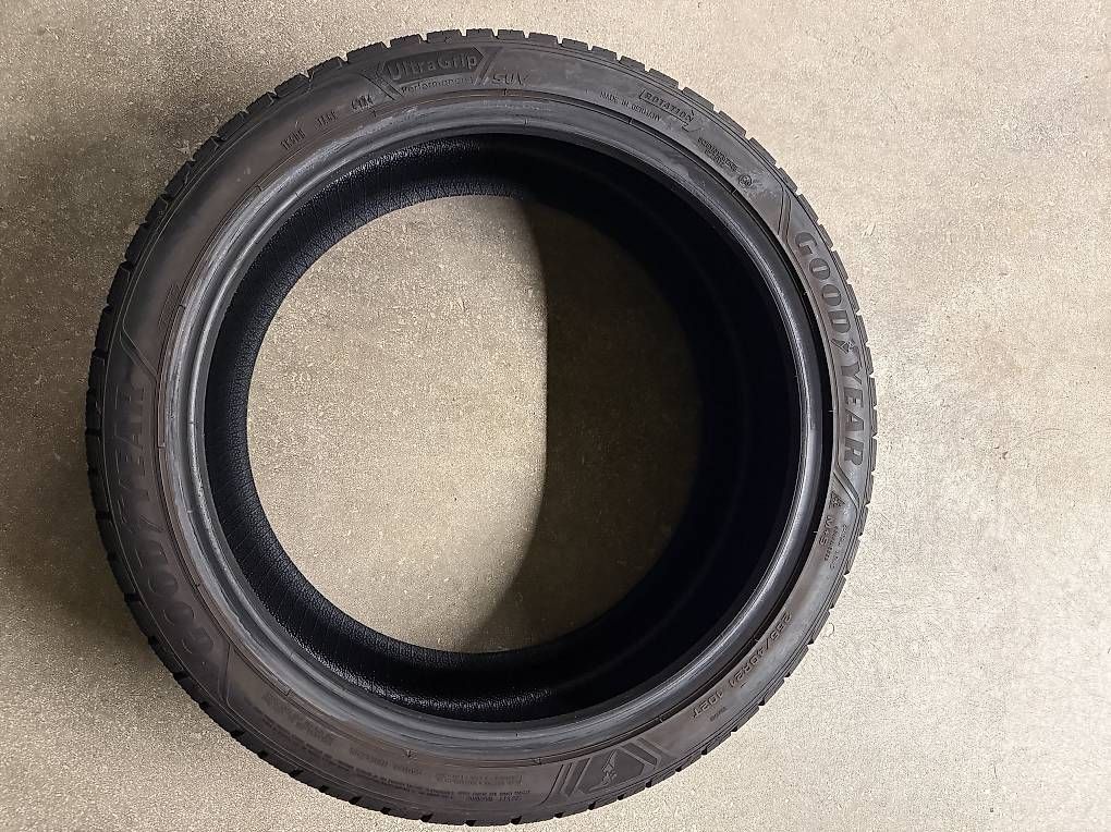 Pneumatici & Ruote complete: 2 Pneus M+S – Usato da Prilly venduto da QNN69 2