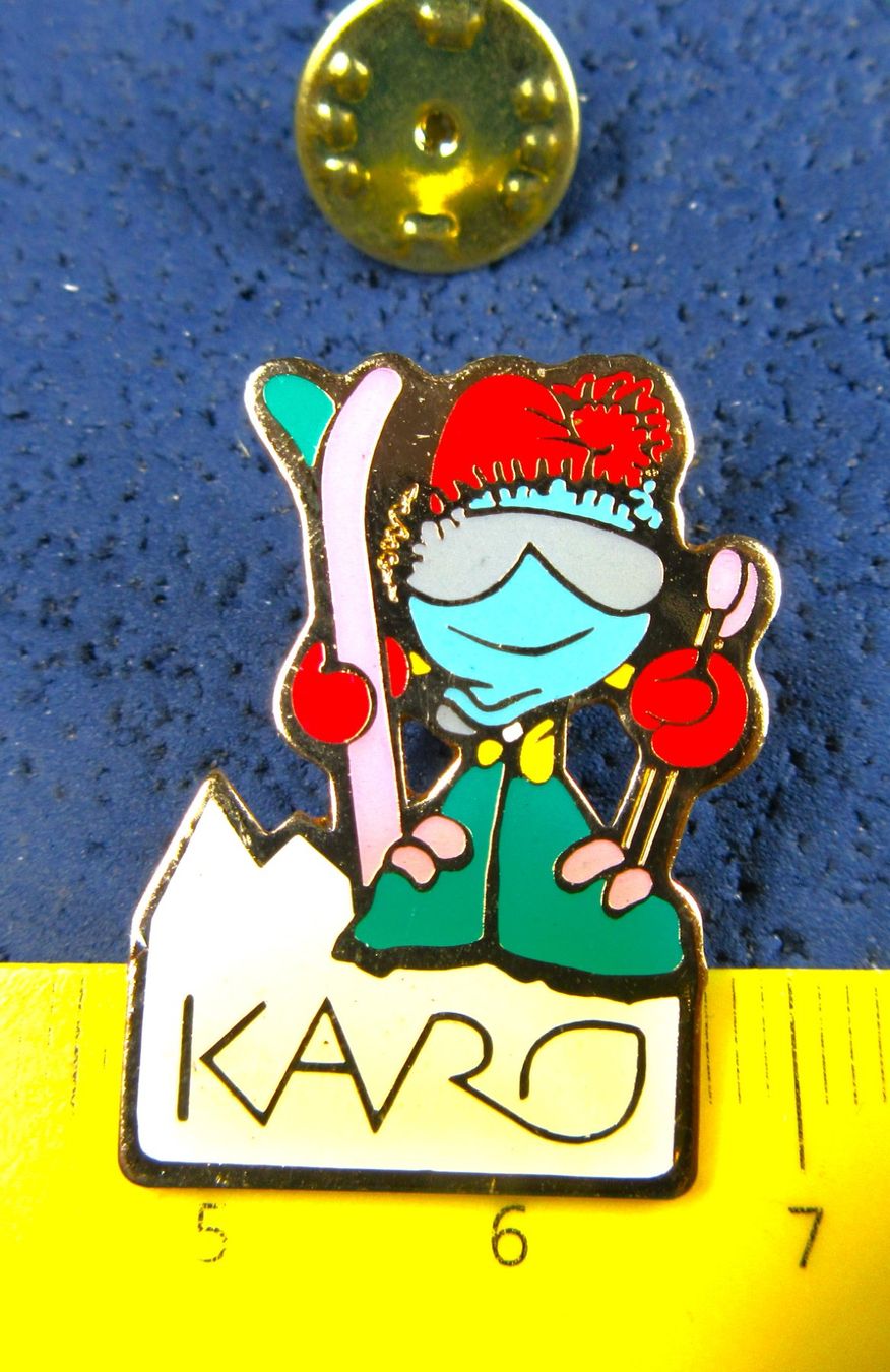Placchette & Badge: KARO SKI PIN COMICS – Usato da Ettingen venduto da Hausi4711