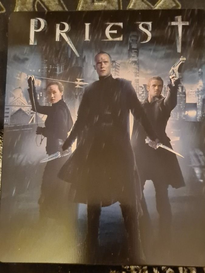 Tutti i DVDs: Priest Steelbook – Nuovo (secondo la descrizione) da Oberkirch LU venduto da ThE_CoLLecTor666