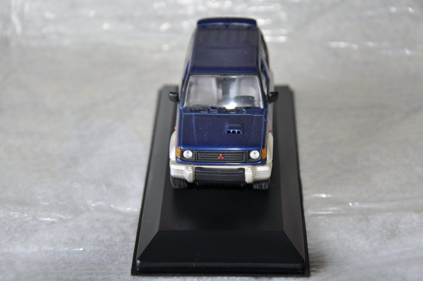 Minichamps Modellautos: Mitsubishi Pajero SWB – Neu und originalverpackt aus Ebnat-Kappel von Aallerlei 2