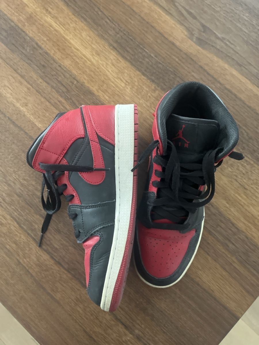 Jordan Scarpe da uomo: Jordan Turnschuhe rot/schwarz Grösse 40 – Usato da Wald ZH venduto da vivian__ 1