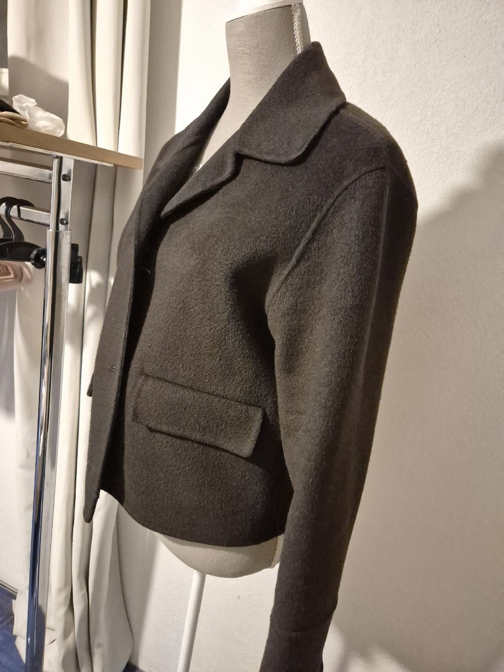 Mango Jacken: Kurze Jacke Mango braun Grösse L – Neu (gemäss Beschreibung) aus Zürich von Drago670 1