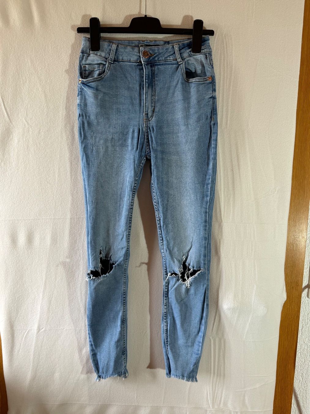 Jeans: Jeans von FB Sisters Gr. 29 – Usato da Grosswangen venduto da second_hand_dress