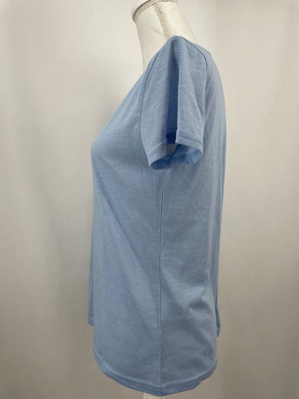 T-shirts: LA PETITE ETOILE t-shirt bleu clair – D'occasion à Lausanne par PlusValue_Lausanne 2