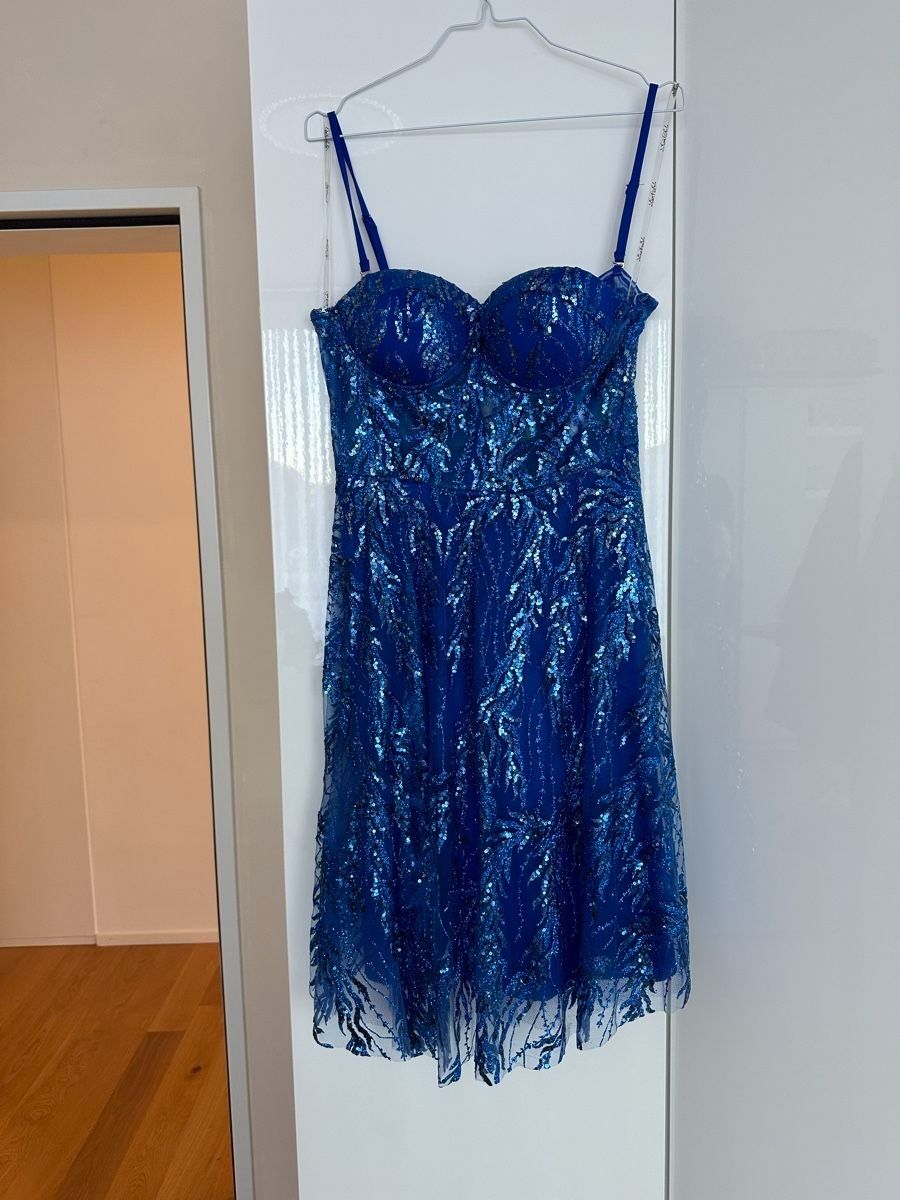 Vestiti: Ballkleid – Nuovo (secondo la descrizione) da Affoltern am Albis venduto da avu_8kpq 1