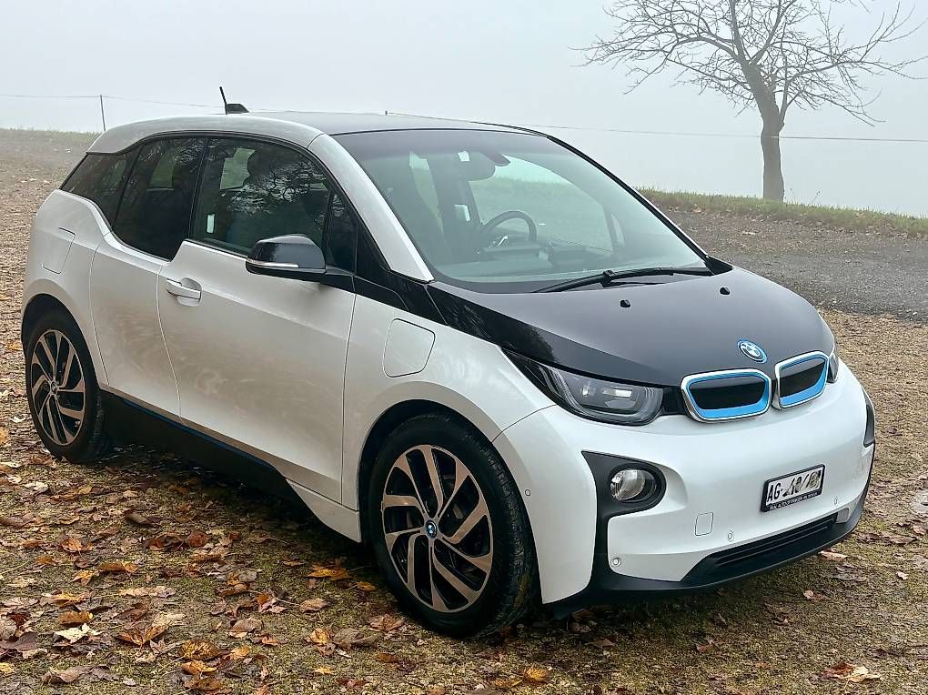 BMW Autos: BMW i3 (60Ah) Range Extender Hybrid – D'occasion à Mumpf par Swiss-Motors 1