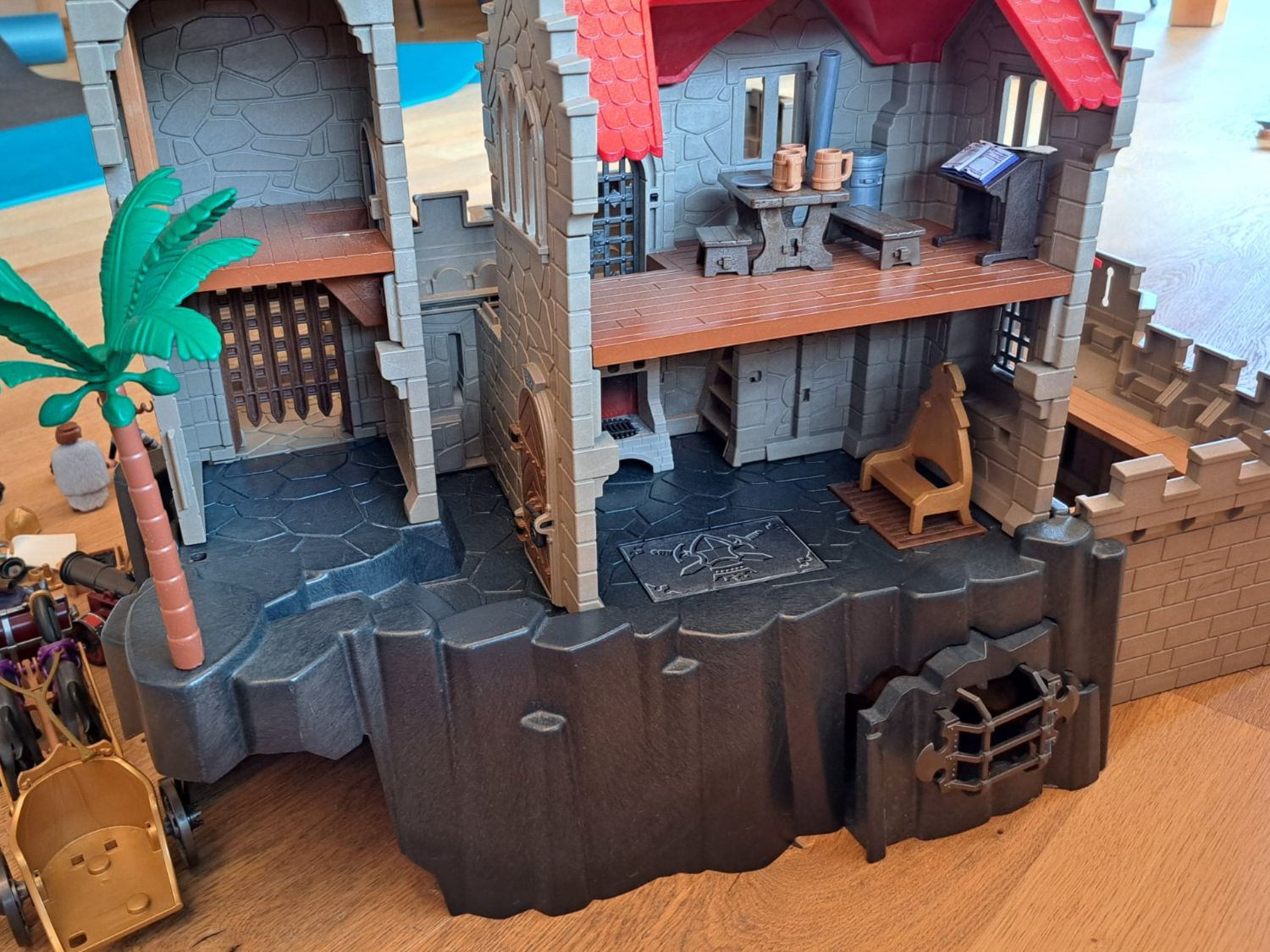 Playmobil Spielzeuge: PLAYMOBIL Ritterburg – Gebraucht aus Rickenbach LU von Ruwani 1