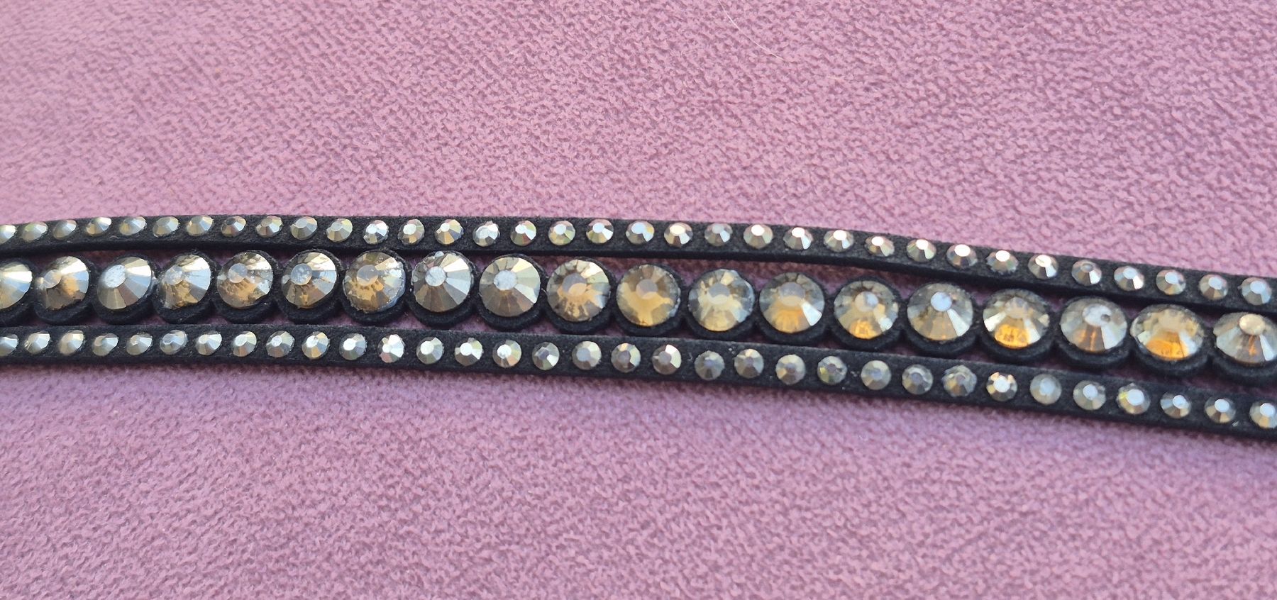 Bracciali & Braccialetti: Bracciale  nero con strass multipli – Usato da Giubiasco venduto da Stefaniav 4