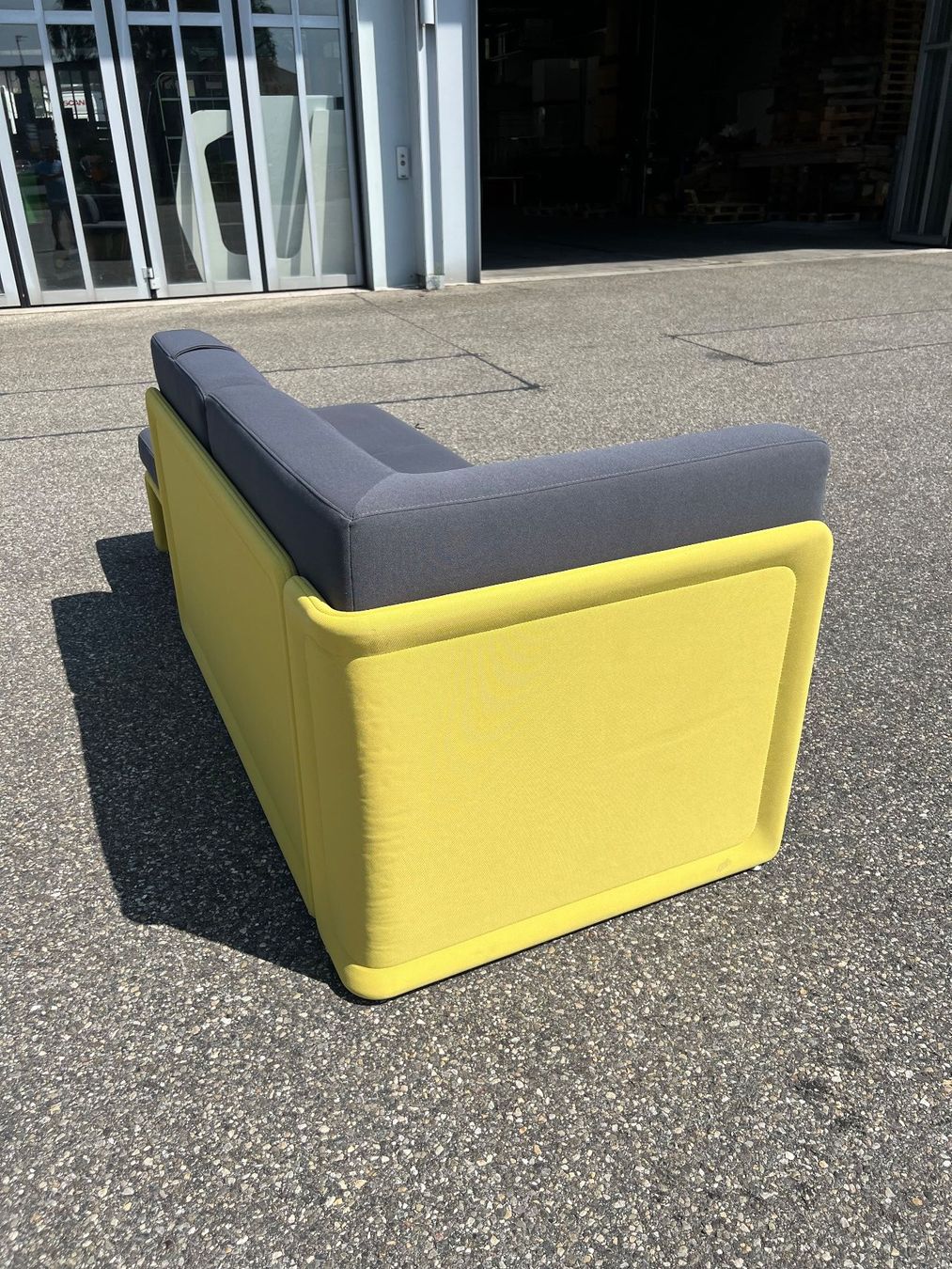 Fermob Sofas: 061 FERMOB Bellevie 3-Sitzer Sofa – Gebraucht aus Wangen an der Aare von TBYN 5