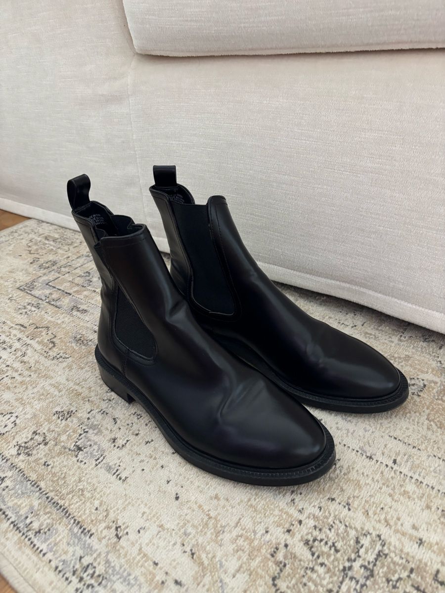 Damenschuhe: Black Ankle Booties NP: 55.- – Gebraucht aus Horgen von len_qjz9 1