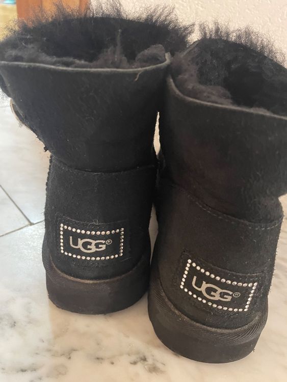 Ugg schwarz mit outlet swarovski