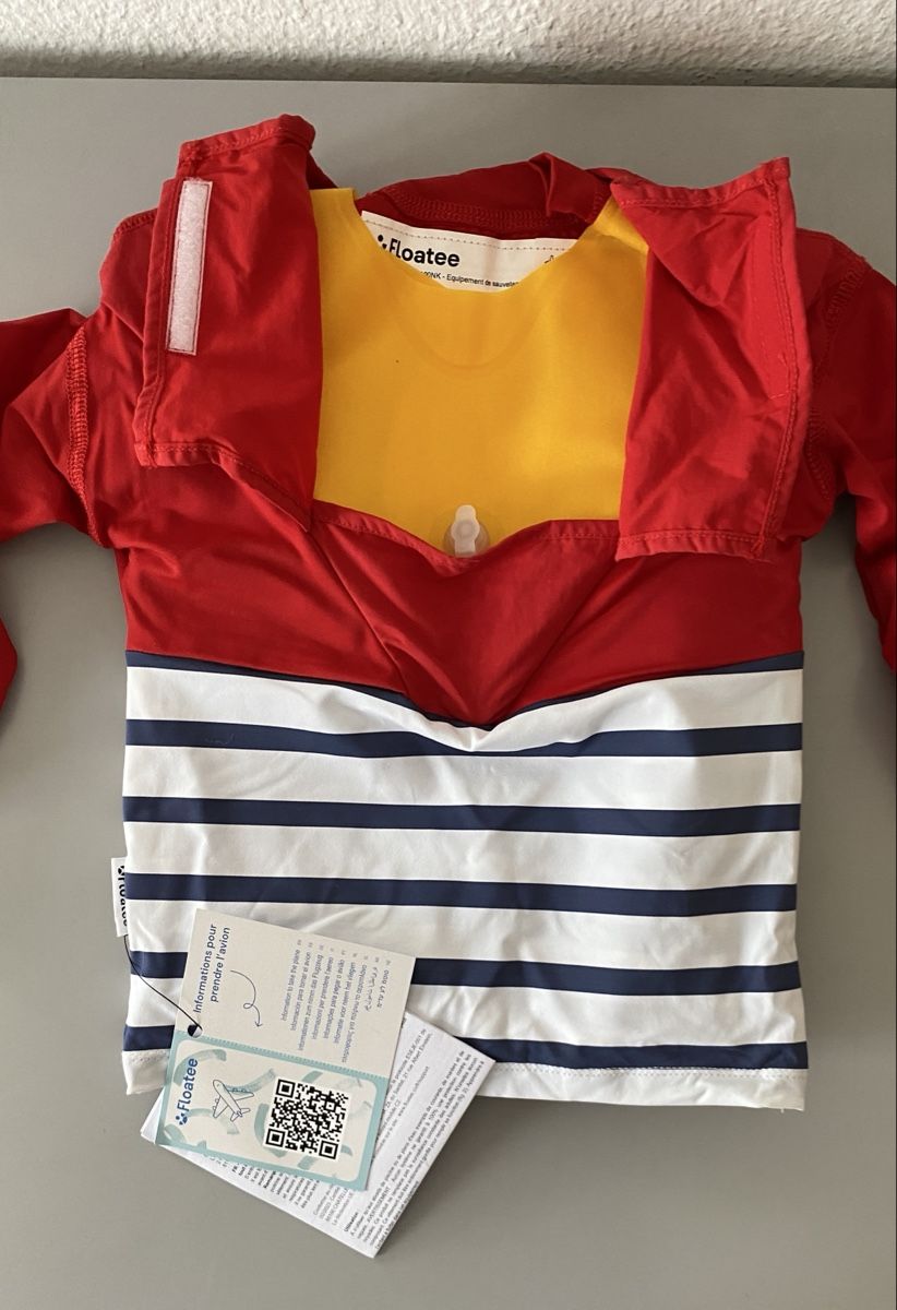 T-shirt: Floatee - Neu - Grösse: 3 Jahre – Nuovo e nell'imballaggio originale da Zürich venduto da dianne 1