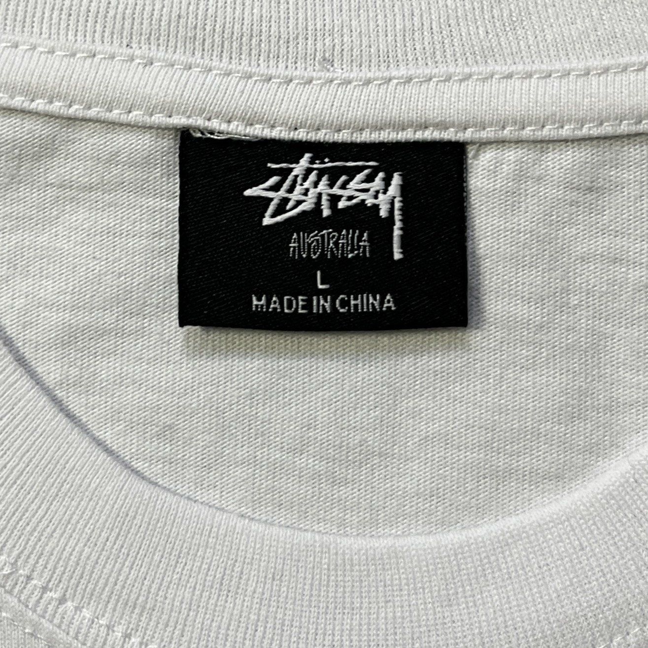 Stüssy T-shirt: Stüssy Basic Tee (L) – Nuovo (secondo la descrizione) da Chamoson venduto da Sapoloshop 2