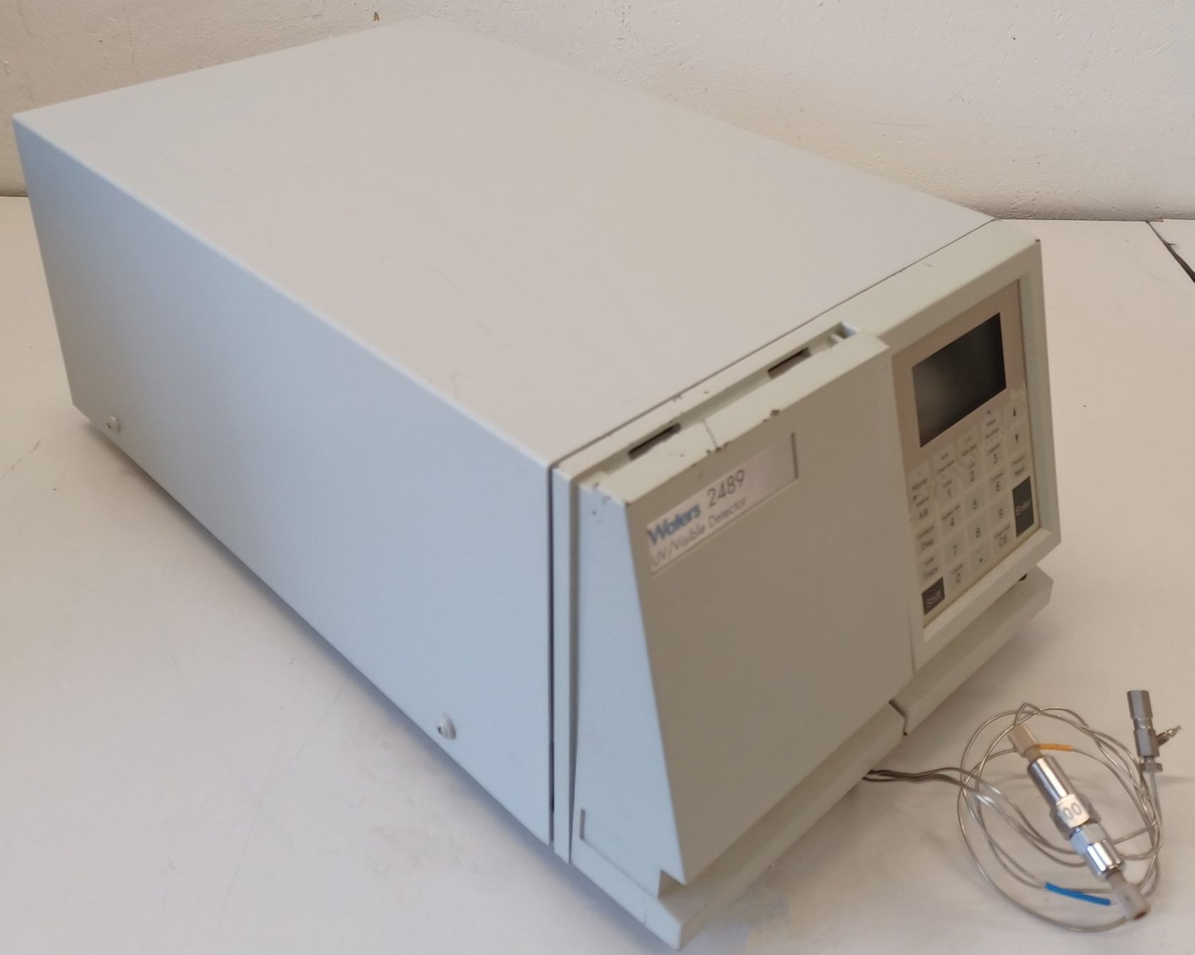 Accessori da laboratorio: Waters 2489 UV/Visable Detector – Difettoso da Niederdorf venduto da LeptonAG_Labor