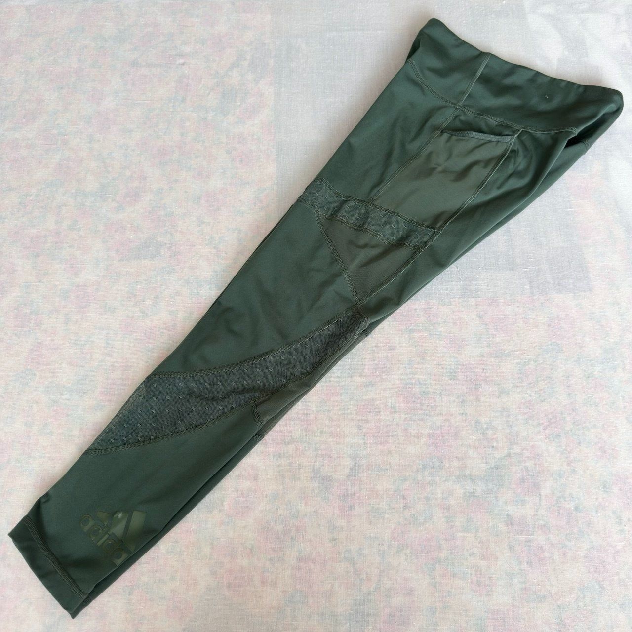 Adidas Leggings: Adidas  Leggins Gr.S – Gebraucht aus Dietikon von Ur-ga64 5