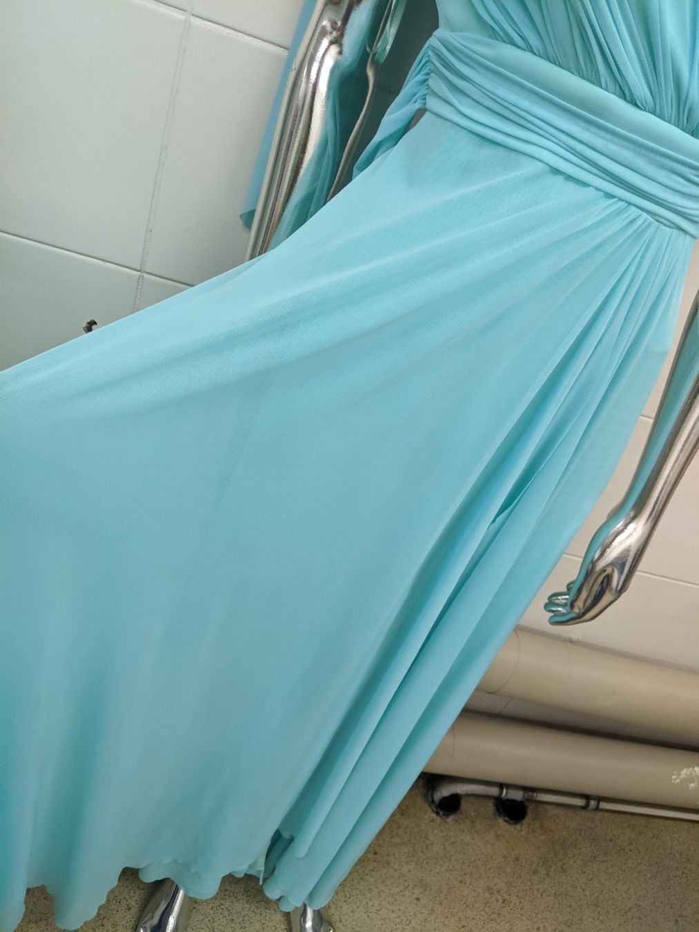 Vestiti: Himmelblaues Abendkleid GR 36 – Nuovo (secondo la descrizione) da Langnau am Albis venduto da Judithsebi 5