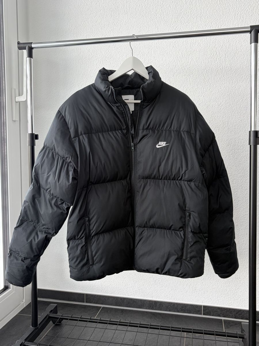 Nike Jacken: Winterjacke Nike Grösse S – Gebraucht aus Berikon von hei10