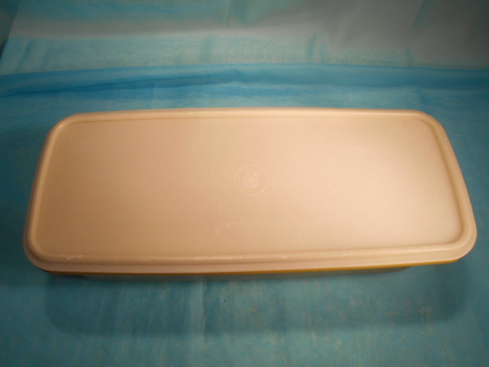 Tupperware Contenitori & Simili: Grosser Tupperware Behälter, olivegrün – Usato da Bellach venduto da JingleCherry 1