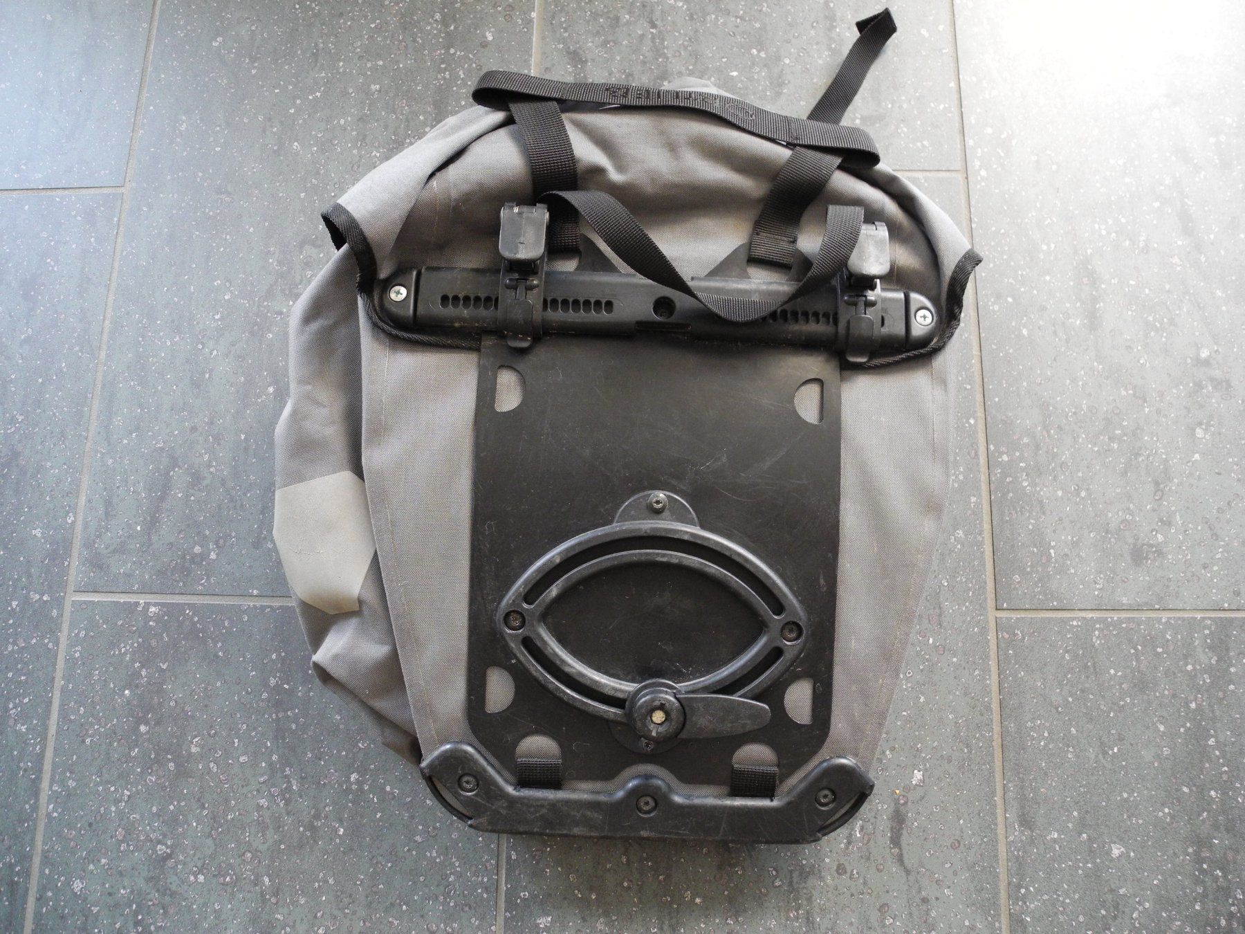 Ortlieb Borse: Ortlieb Fahrradtasche – Usato da Worb venduto da kebe01 1