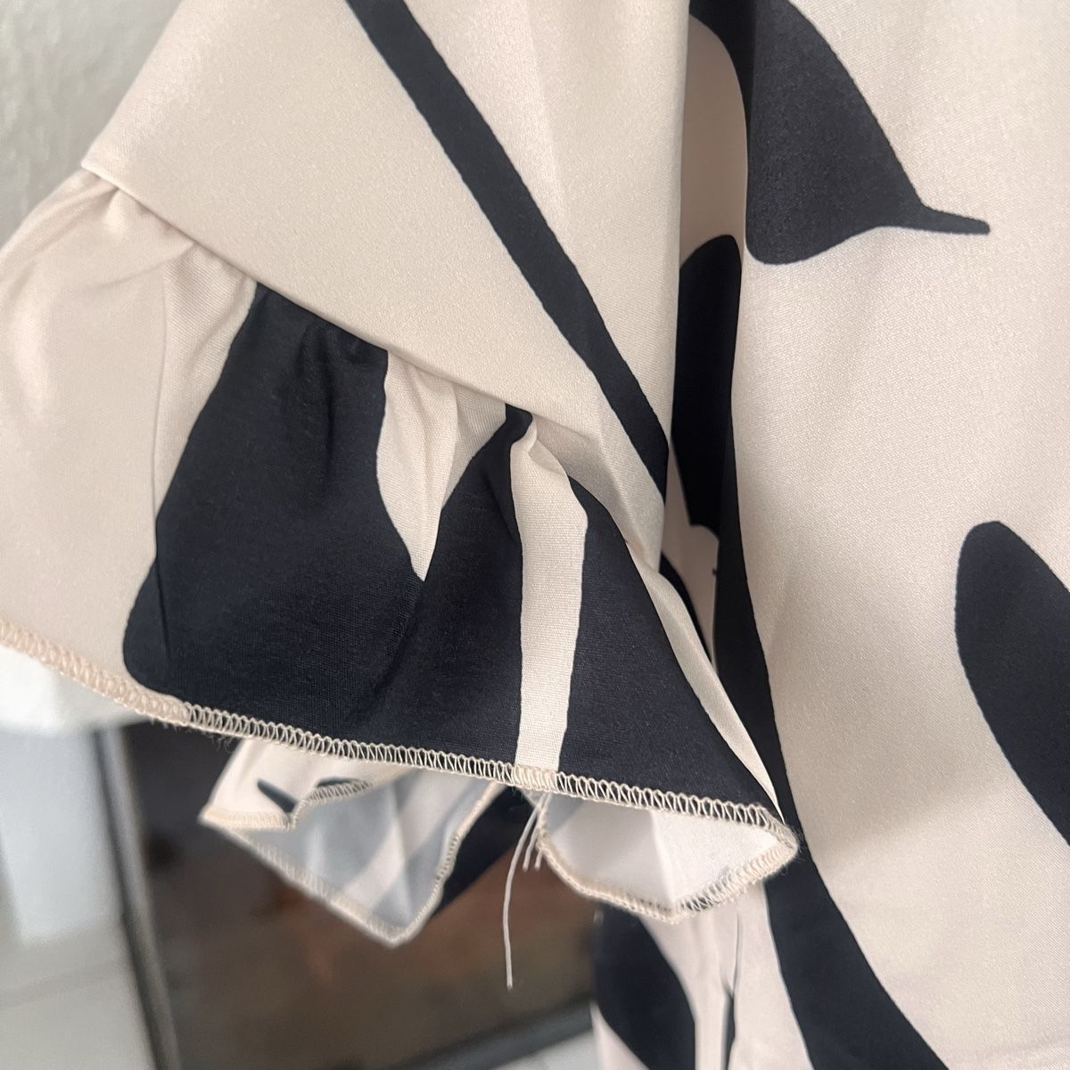 Blusen: Schöne Bluse beige/schwarz Gr. XL – Neu (gemäss Beschreibung) aus Seon von Sunny-Schmuck78 2