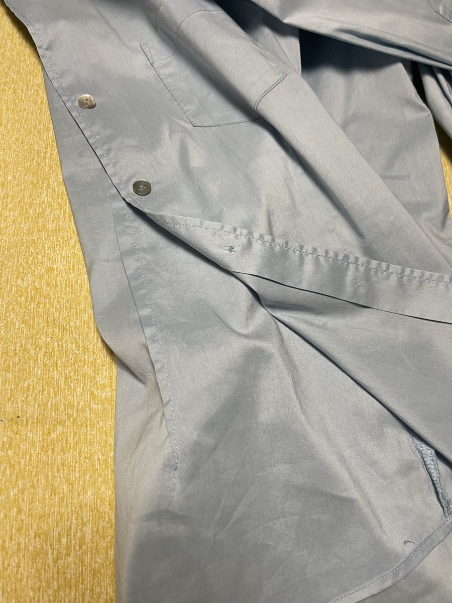 Gérard Darel Camicette: Gerard Darel camicia di cotone satinato azzurro tg. 40, – Nuovo (secondo la descrizione) da Gordevio venduto da LanaZimm 7