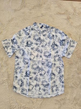 H&M Divided Kurzarmhemd M – Totenköpfe & Blumen