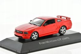 Ford Mustang V GT Coupé Phase I 2004-2009 rot           1:43