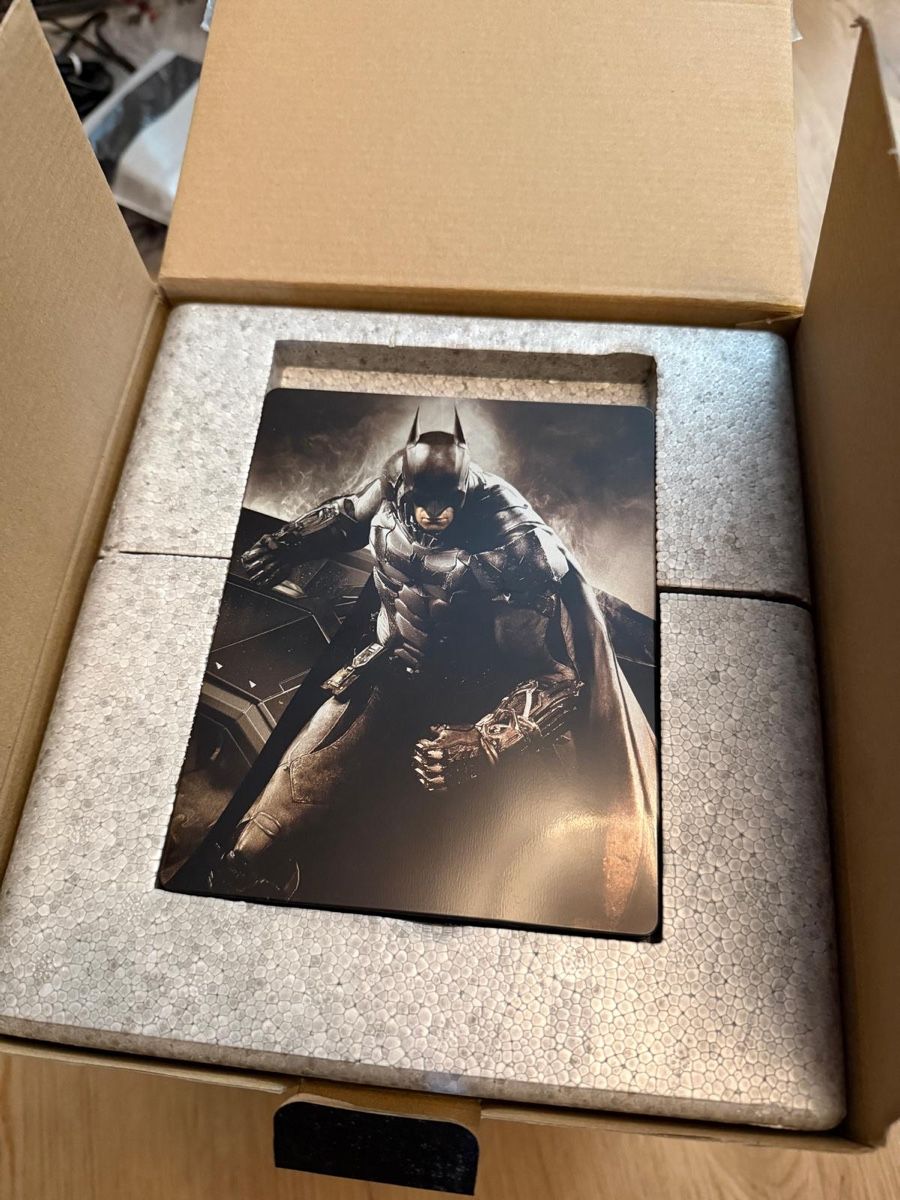 Sony Giochi: Batman Arkham Knight Collector Edition  – Nuovo (secondo la descrizione) da Wetzikon ZH venduto da Rap_vh2l 5