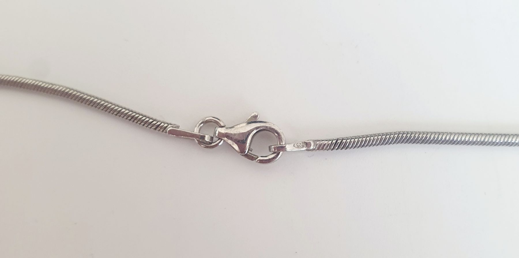 Ketten: Silberkette mit hellblauem Stein Anhänger,  925 silber – Gebraucht aus Kreuzlingen von Wunderkiste123 3