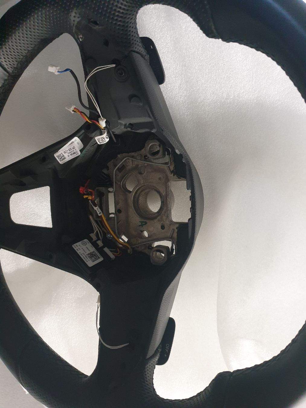 VW Tutti pezzi di ricambio auto: Volant vw – Nuovo (secondo la descrizione) da Yverdon les bains venduto da Azertyuiop1979 3