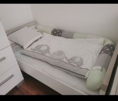 Kinderzimmer-Set:Bett 70x140, Kommode Top Zustand! 