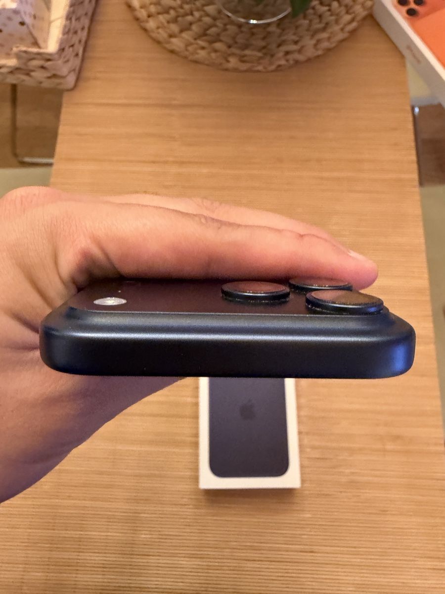 Apple Telefoni cellulari / Smartphones: iPhone 17 pro max 256GB – Nuovo (secondo la descrizione) da Zürich venduto da Yoni_to 5