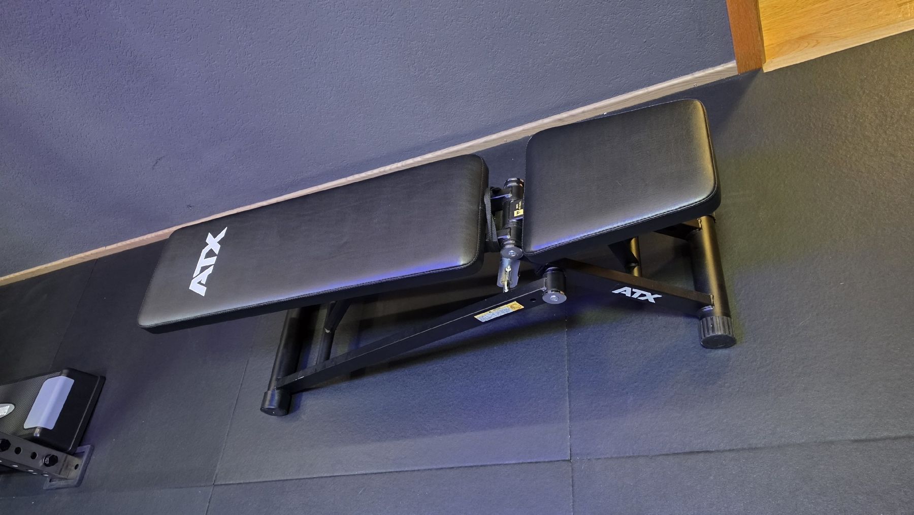 ATX Hometrainer: Banc de musculation ATX réglable et pliable – Usato da Vuisternens-devant-Romont venduto da Florian922