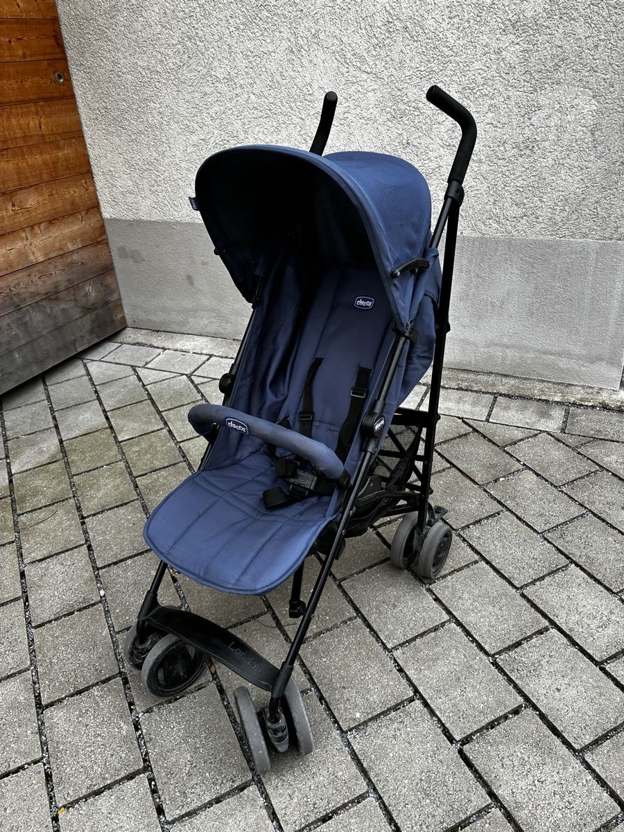 Chicco Carrozzine: Chicco London Kinderwagen – Usato da Appenzell venduto da bond77