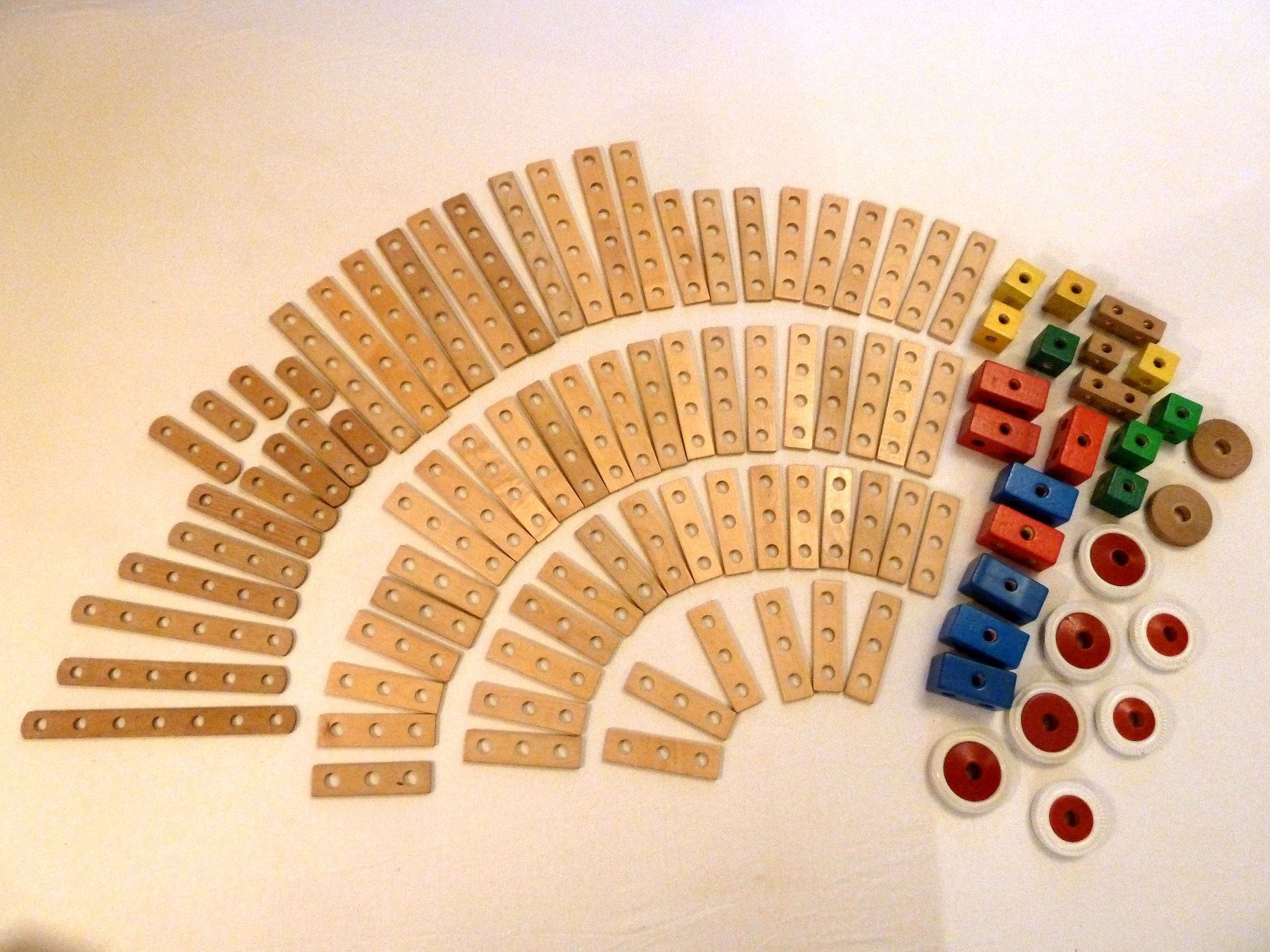 Kit di costruzioni: Holz Konstruktionsset 295 Teile – Usato da Dietlikon venduto da kasino3 1